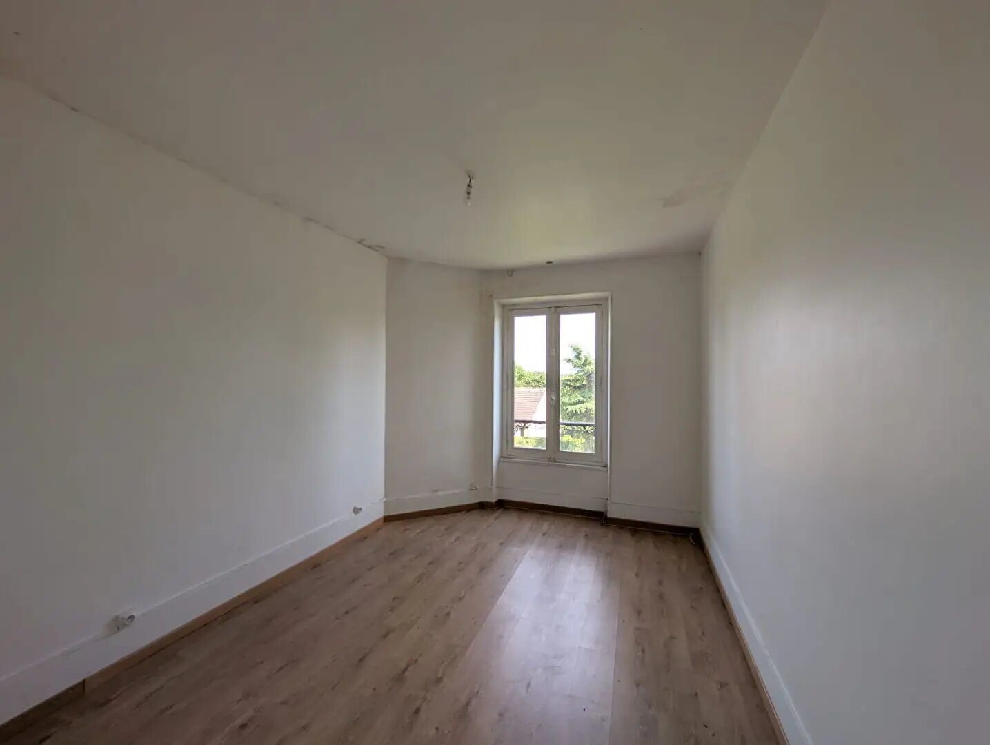Maison à vendre, 4m², Varennes-Jarcy
