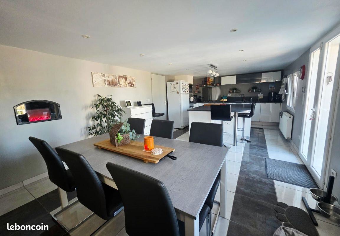 Maison à vendre, 135m², Janville