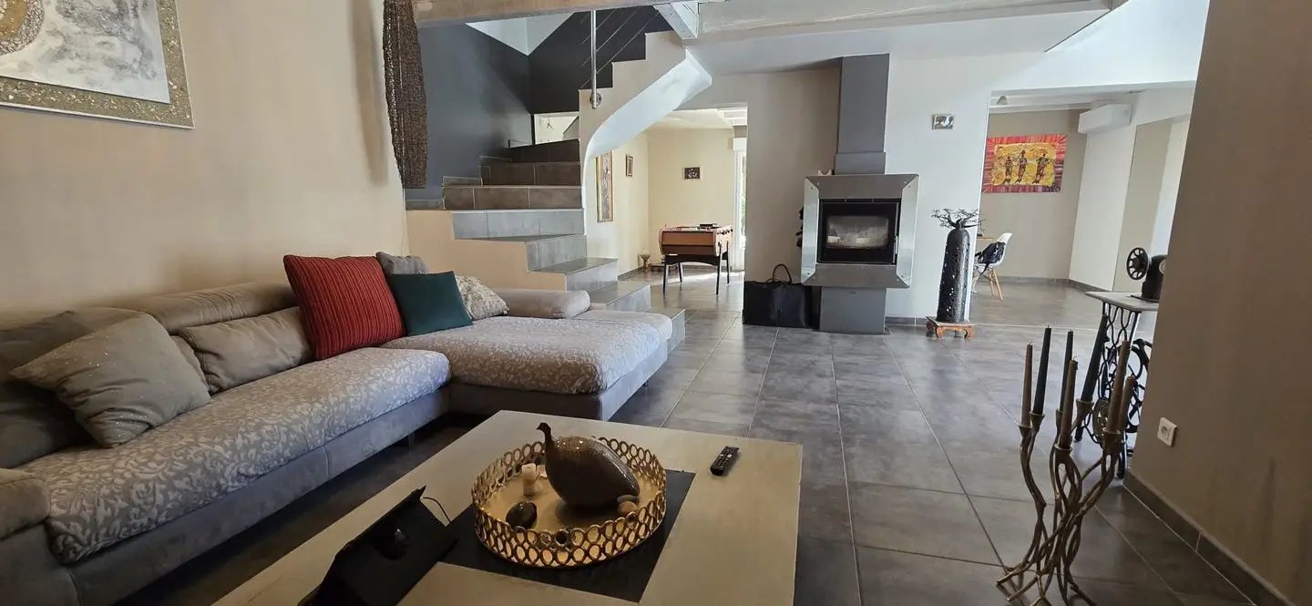 Maison à vendre, 250m², Poulx