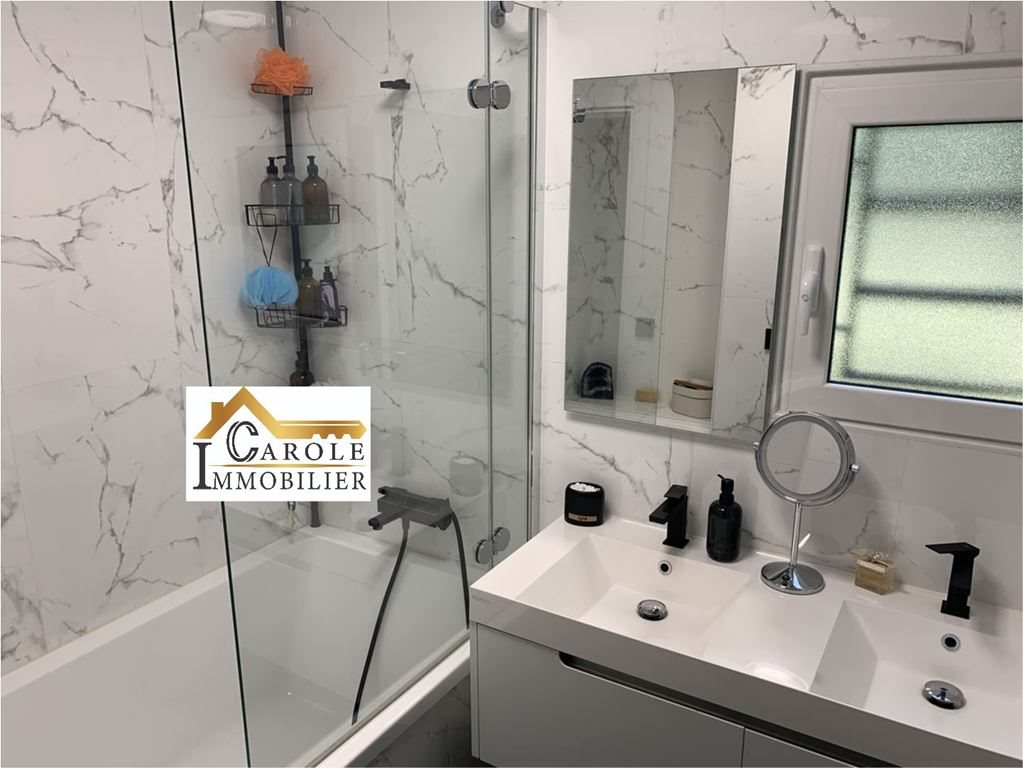 Appartement à vendre, 65m², Mandelieu-la-Napoule