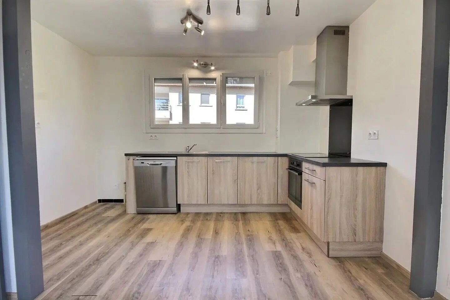 Appartement à louer, 77m², Saint-Pierre-d'Albigny