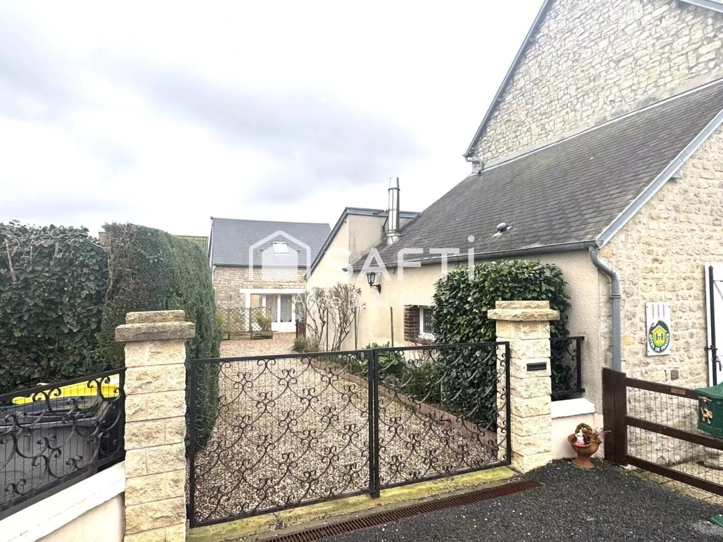 Maison à vendre, 137m², Formigny