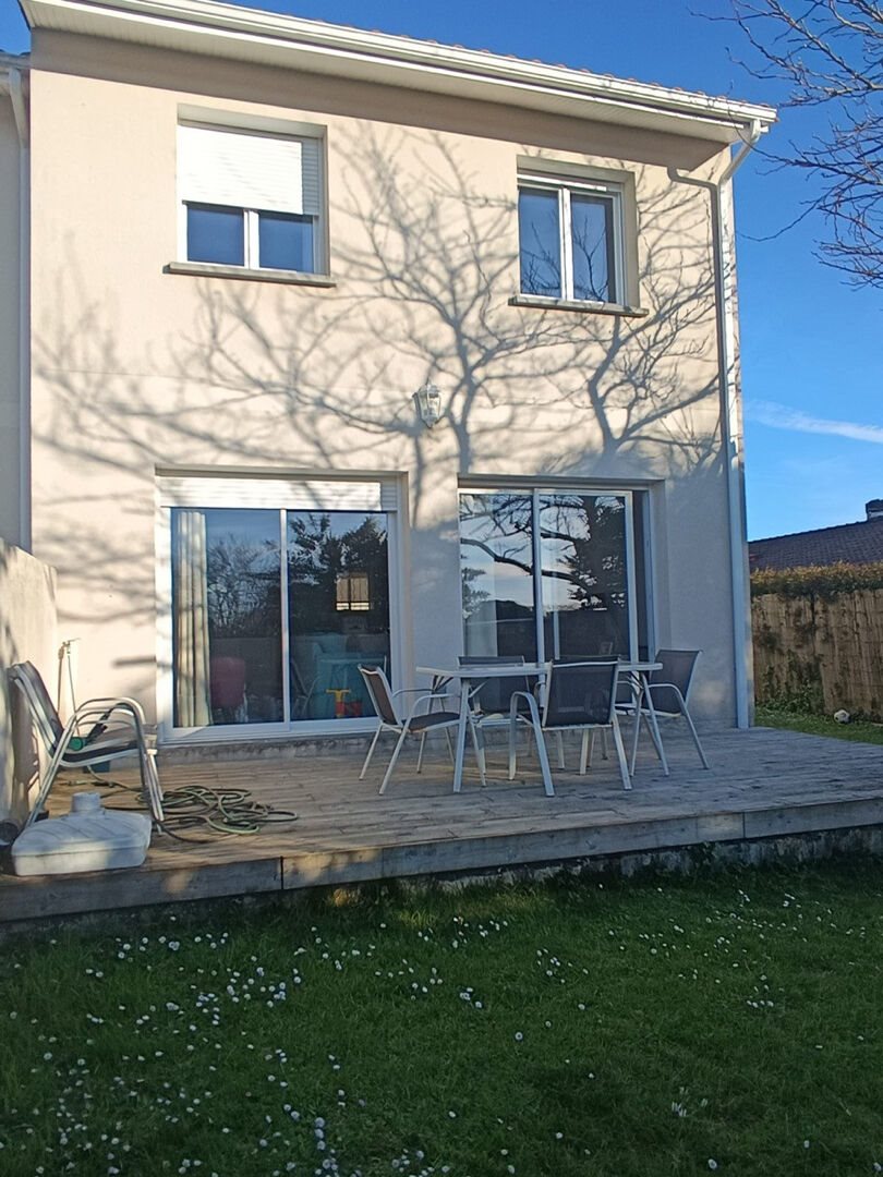 Maison à vendre, 102m², Prignac-et-Marcamps