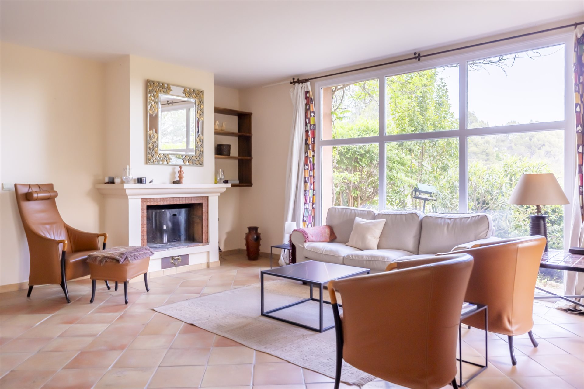 Maison à vendre, 197m², Saint-Marc-Jaumegarde