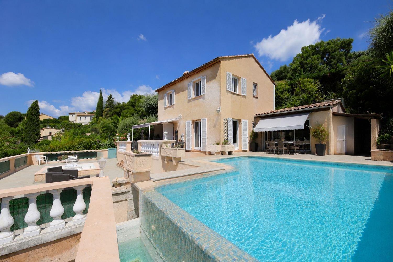Maison à vendre, 173m², Fréjus