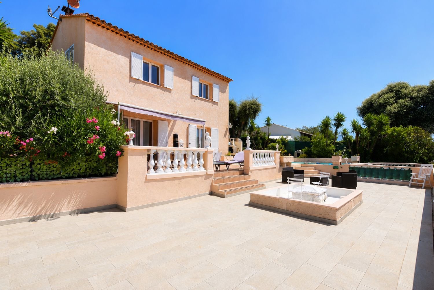 Maison à vendre, 173m², Fréjus