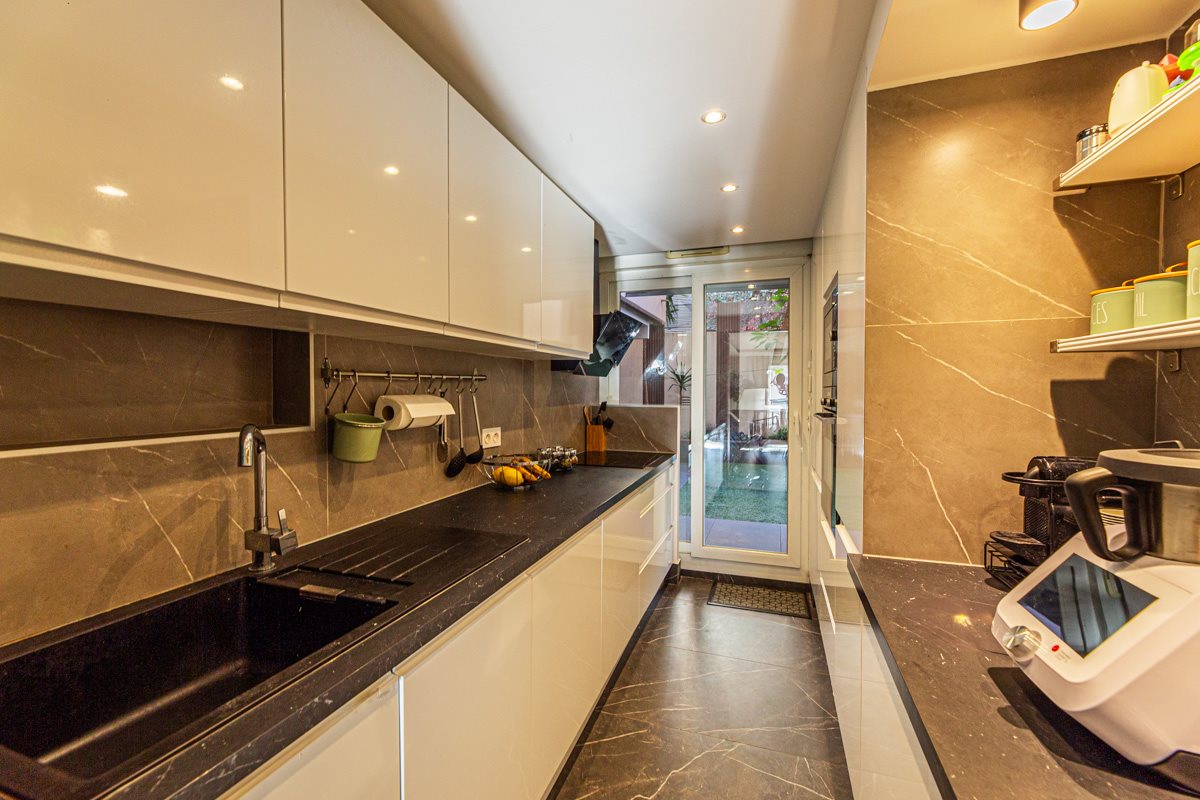 Appartement à vendre, 82m², Mandelieu-la-Napoule