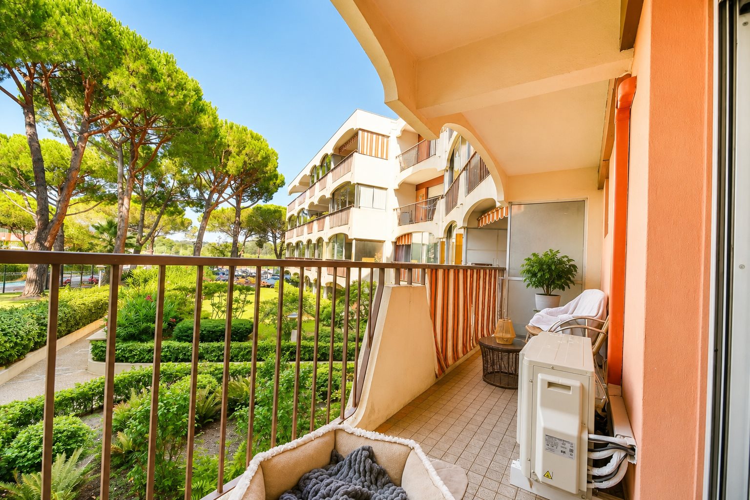 Appartement à louer, 35m², Mandelieu-la-Napoule
