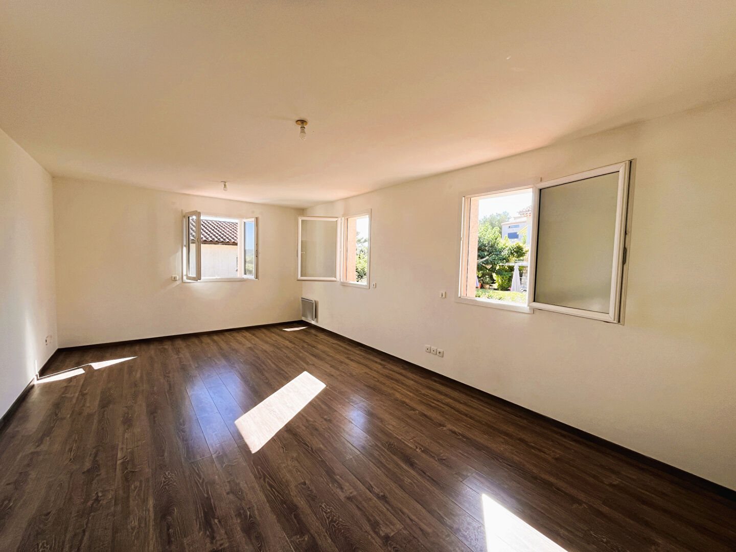 Appartement à louer, 67m², Venelles