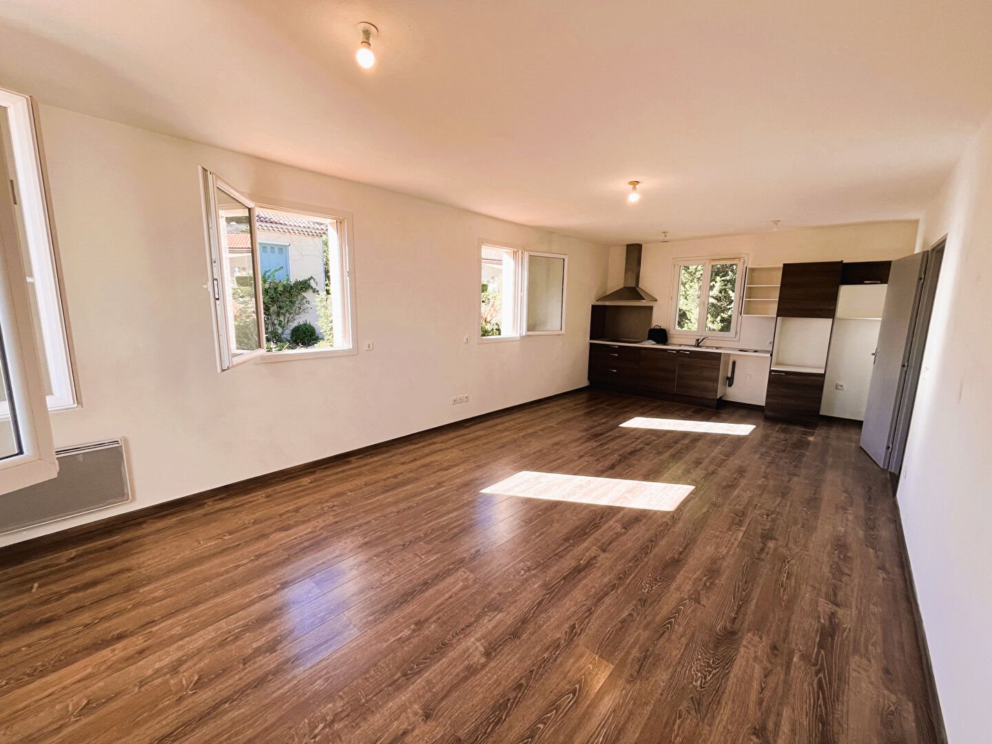 Appartement à louer, 67m², Venelles