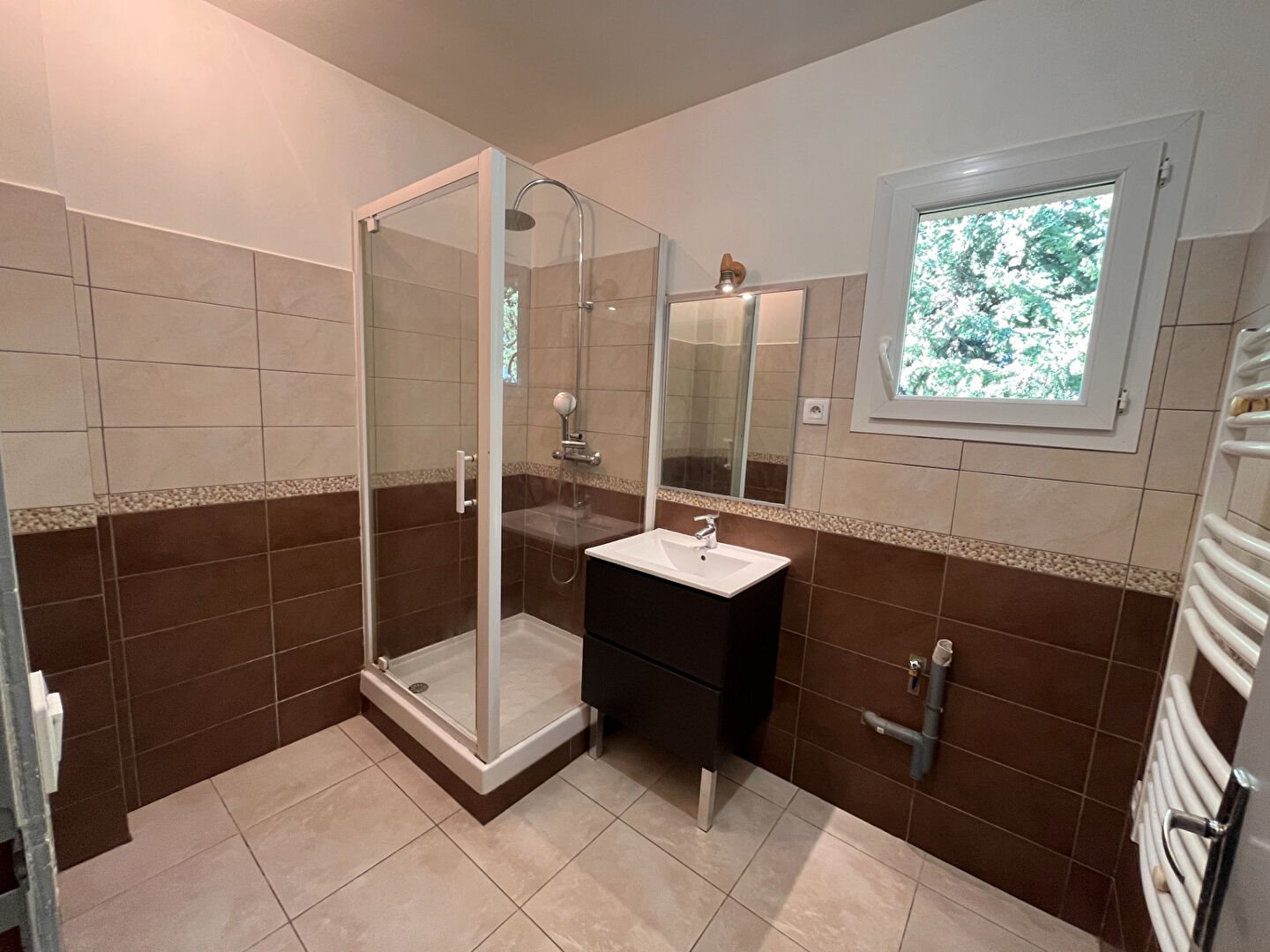 Appartement à louer, 67m², Venelles