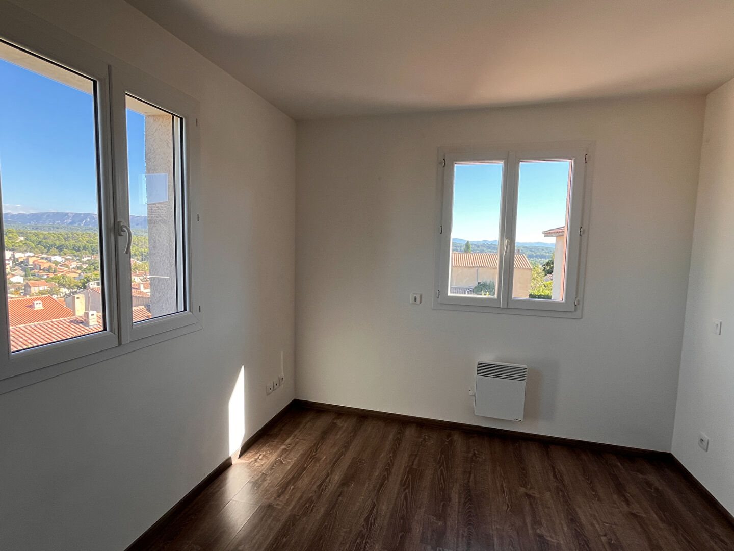 Appartement à louer, 67m², Venelles