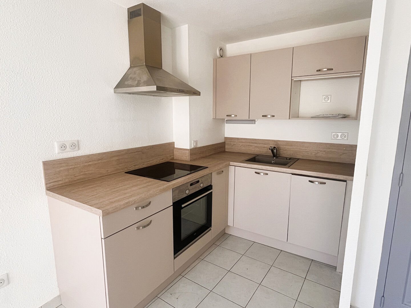 Appartement à louer, 59m², Saint-Cannat