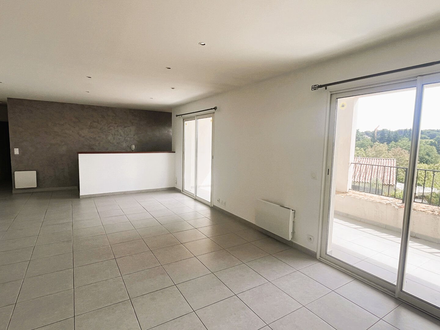 Appartement à louer, 92m², Lambesc
