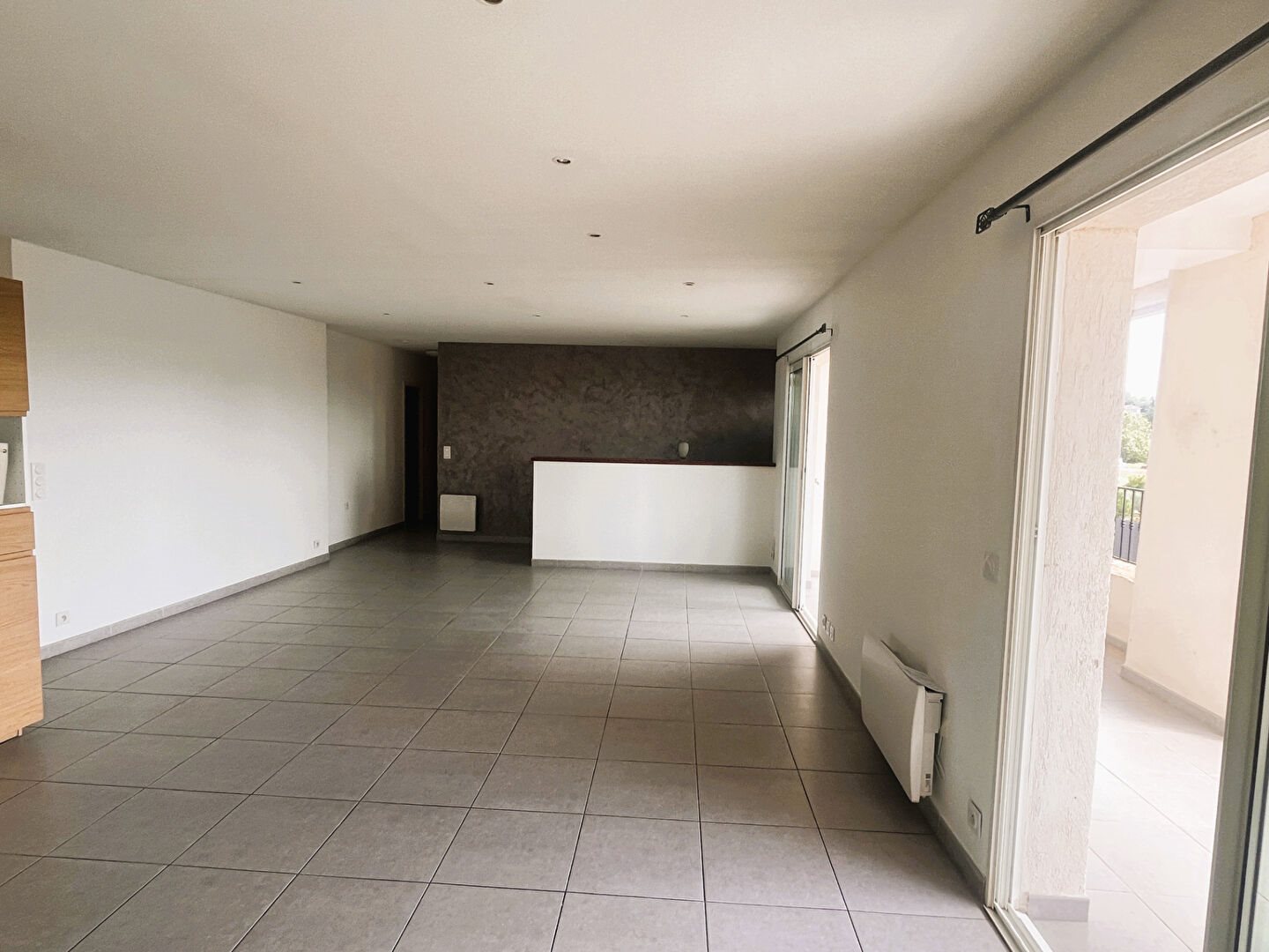 Appartement à louer, 92m², Lambesc