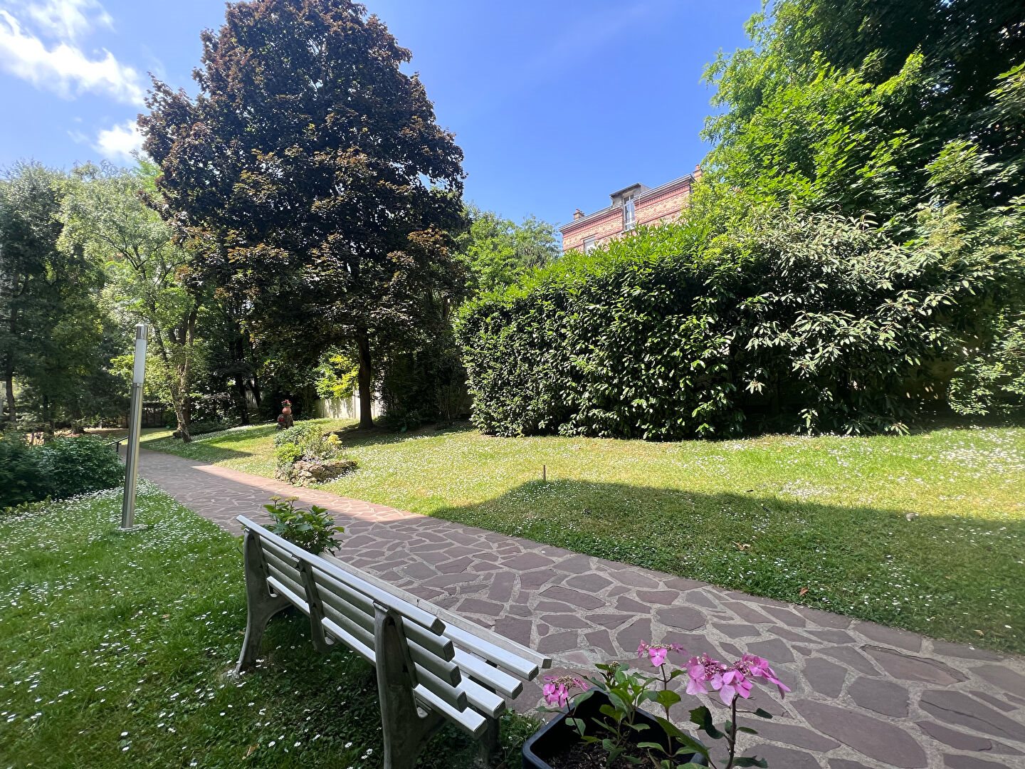 Appartement à vendre, 77m², Suresnes