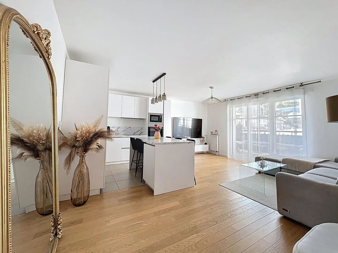Appartement à vendre, 70m², Suresnes