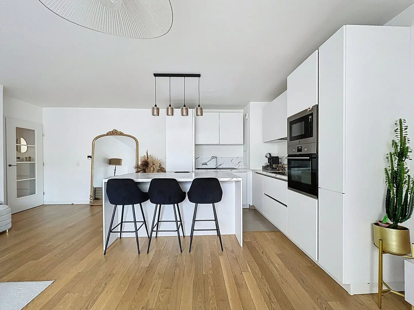 Appartement à vendre, 70m², Suresnes