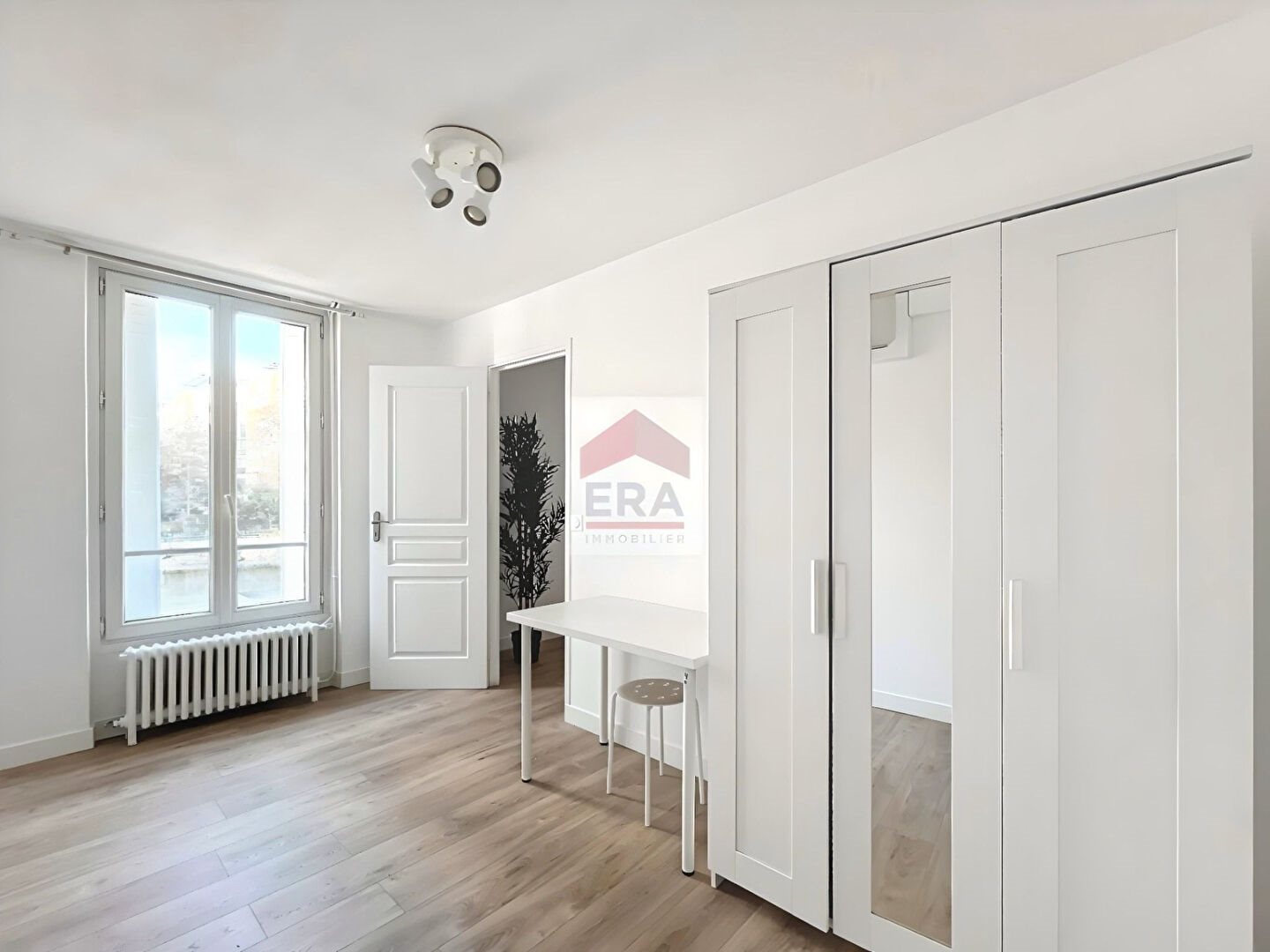 Appartement à vendre, 63m², Suresnes