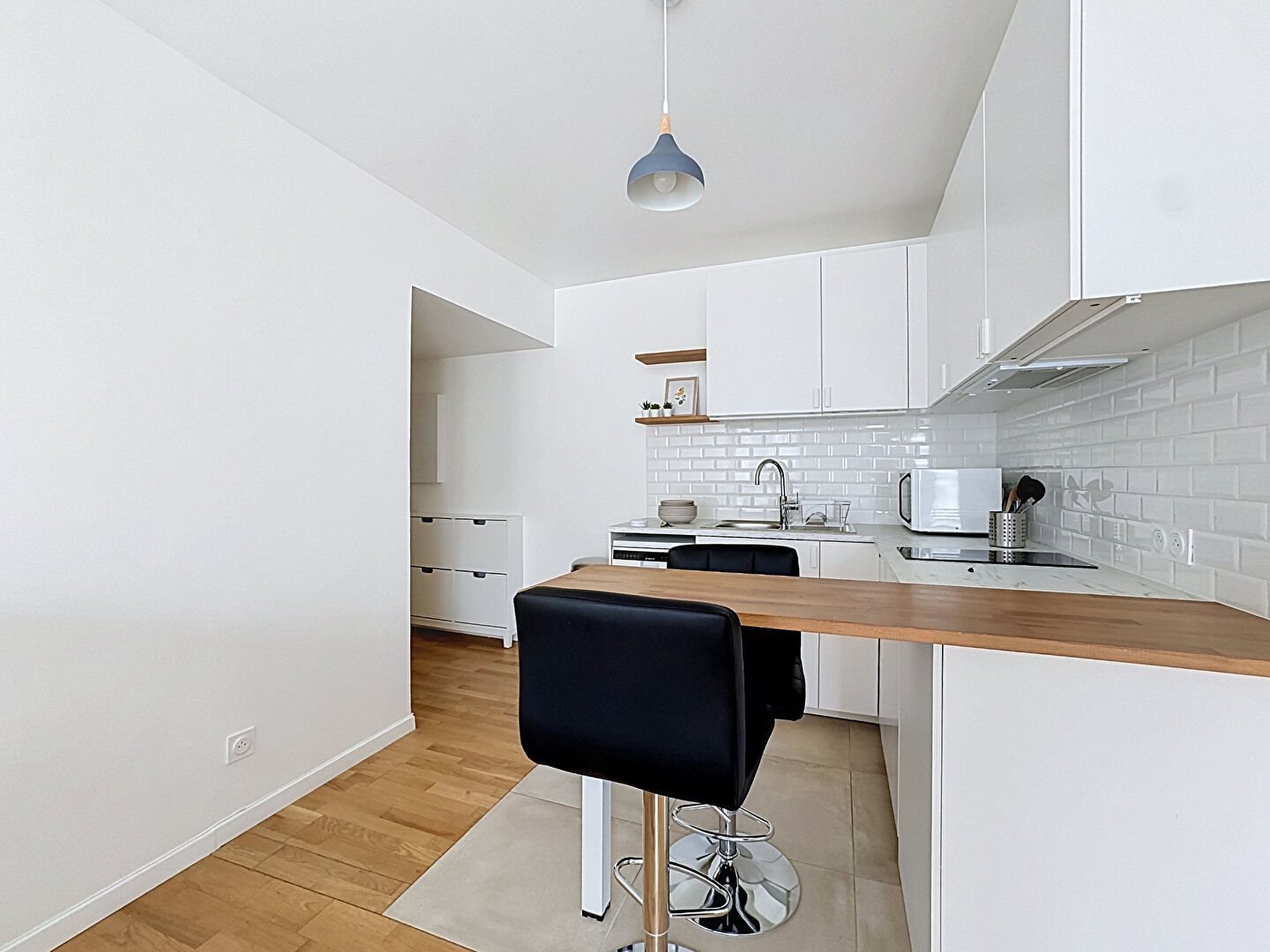 Appartement à louer, 28m², Suresnes