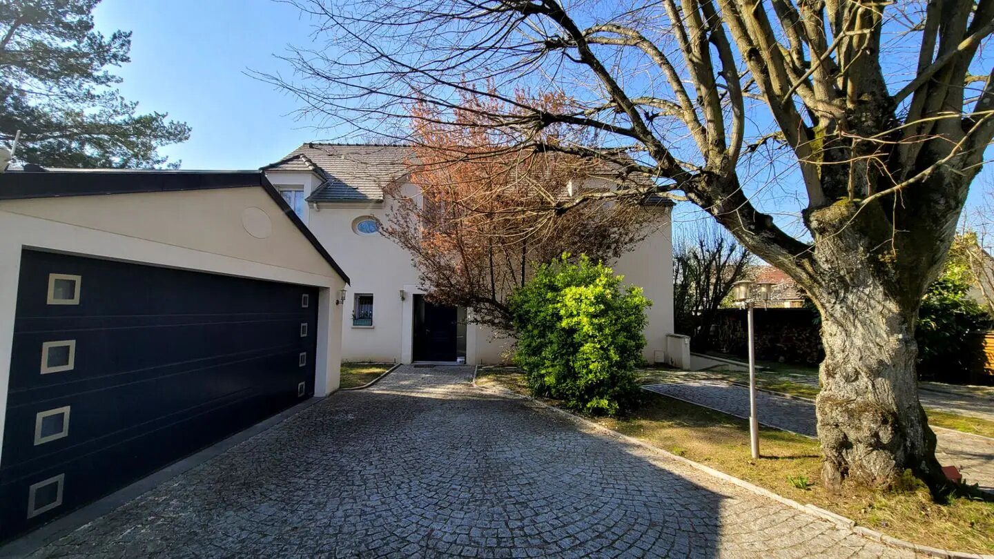 Maison à vendre, 250m², Sainte-Geneviève-des-Bois