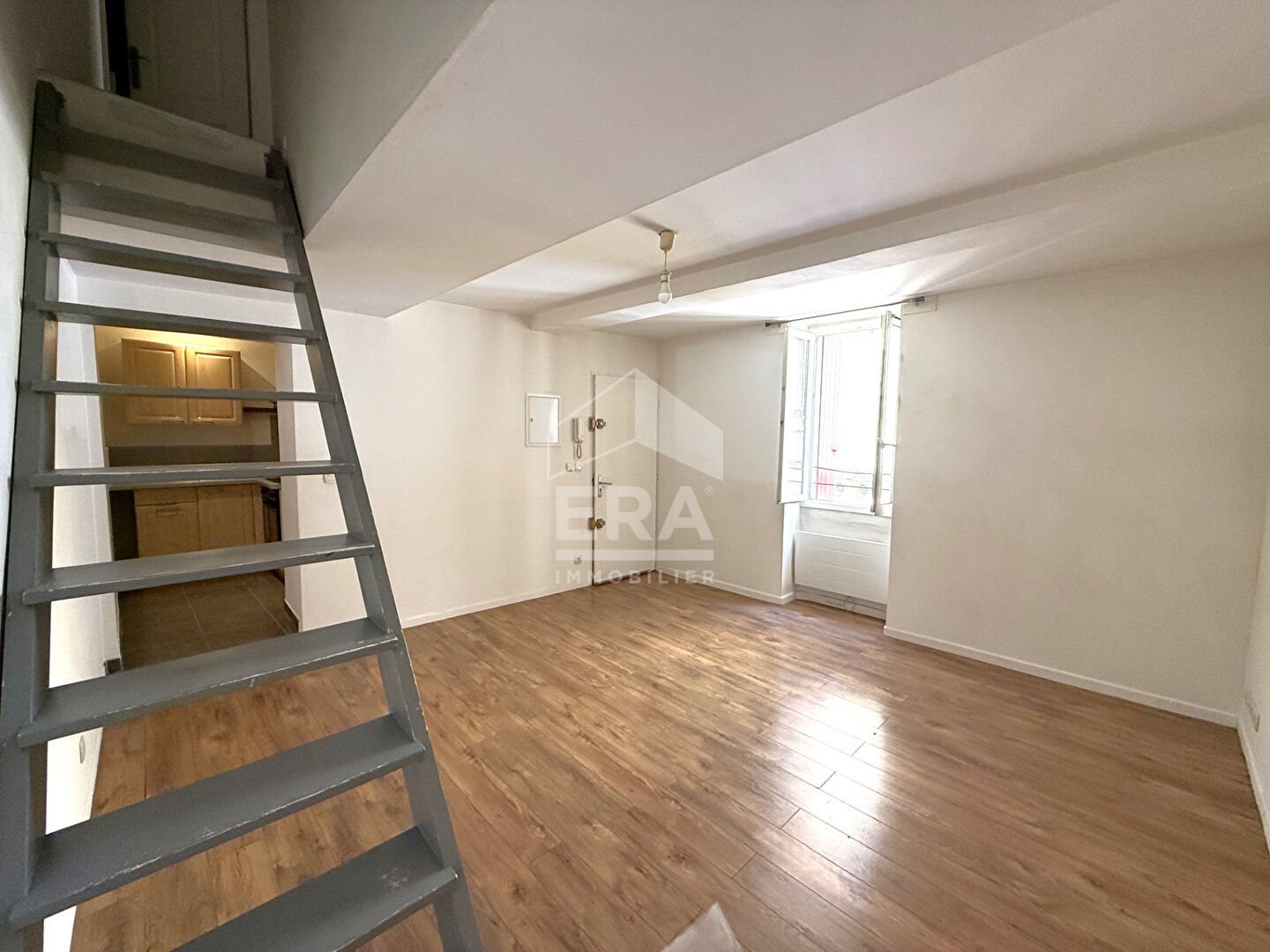 Appartement à vendre, 57m², Trets