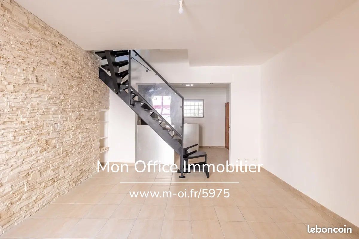 Appartement à vendre, 64m², Rousset