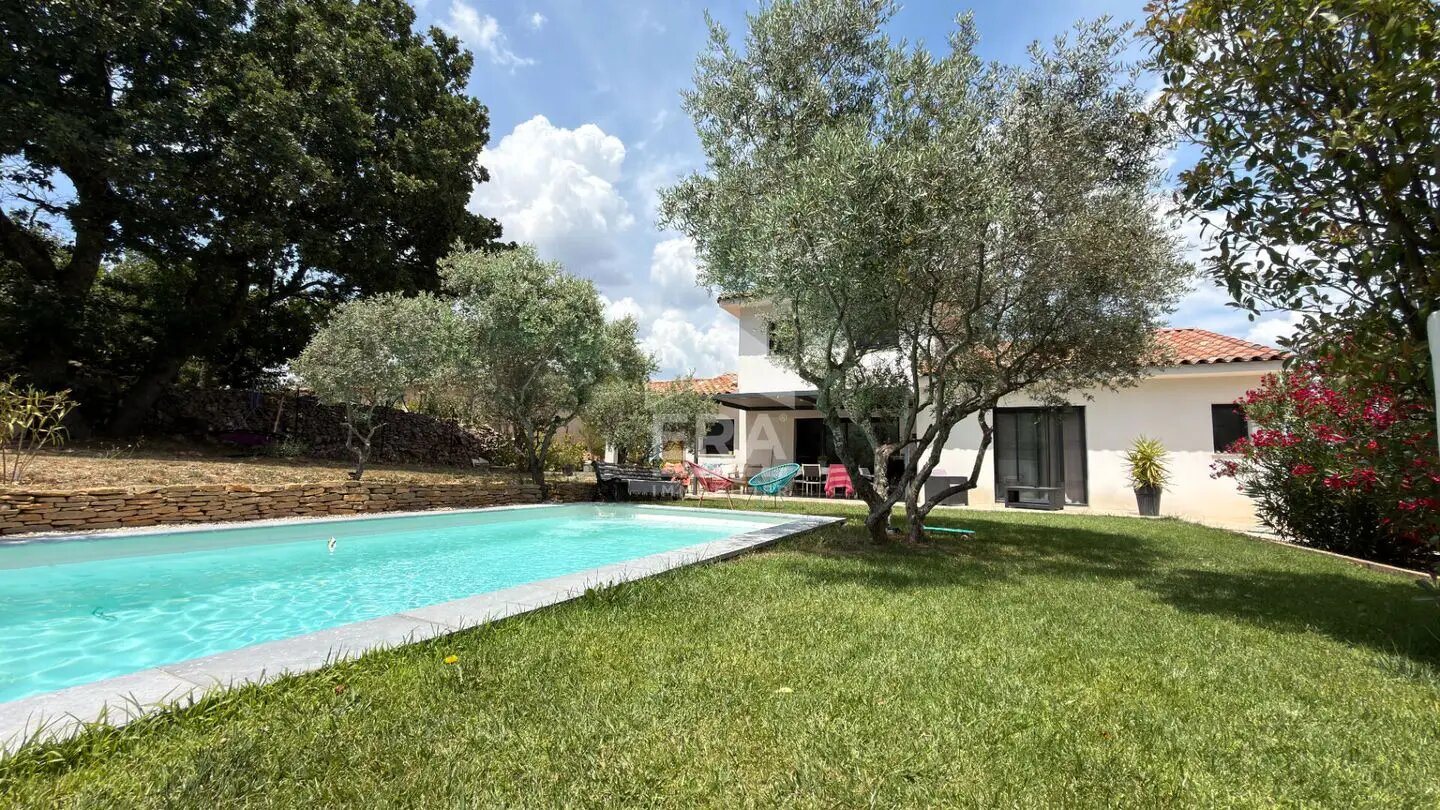 Maison à vendre, 110m², Saint-Maximin-la-Sainte-Baume