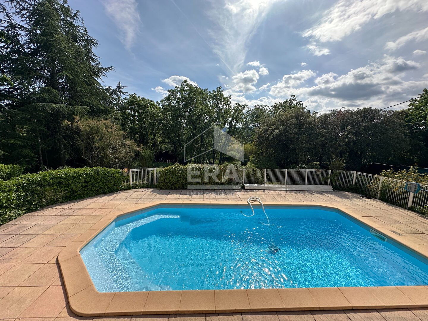 Maison à vendre, 160m², Saint-Maximin-la-Sainte-Baume