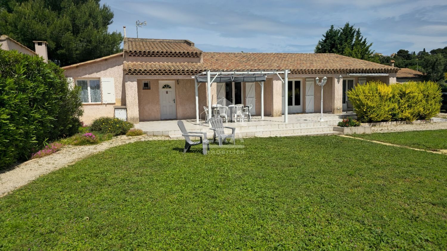 Maison à vendre, 83m², Saint-Mitre-les-Remparts