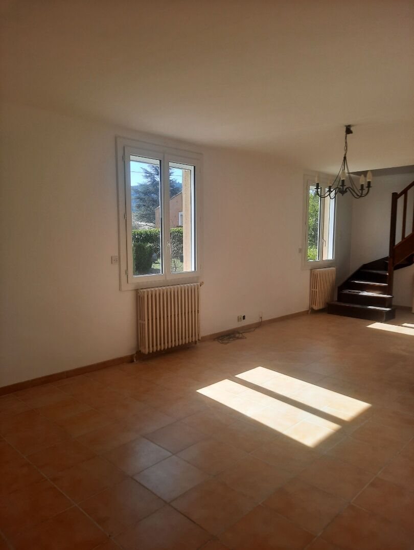 Maison à louer, 178m², Beaumont-de-Pertuis