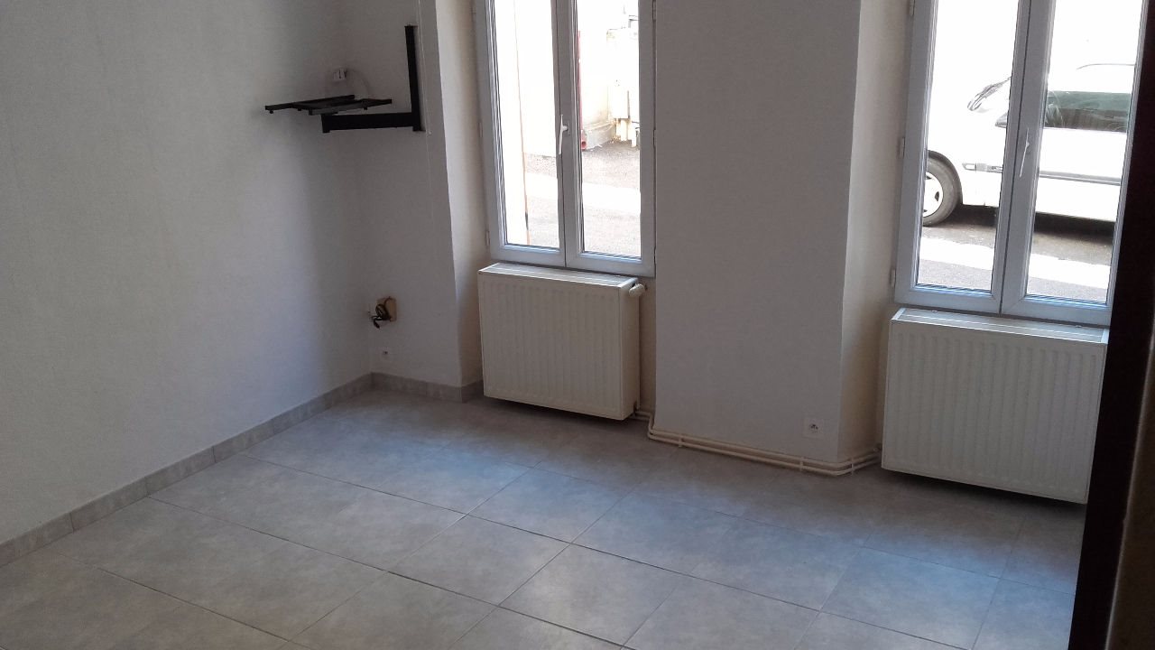 Maison à louer, 53m², Oraison