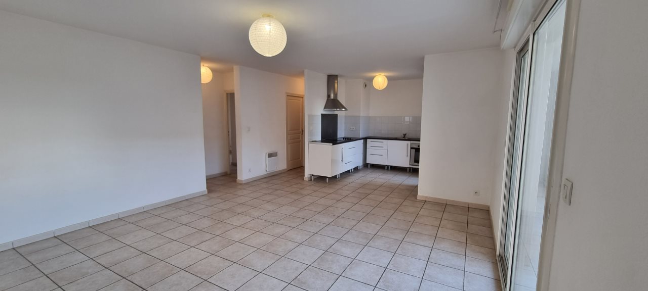 Appartement à louer, 70m², Lucciana