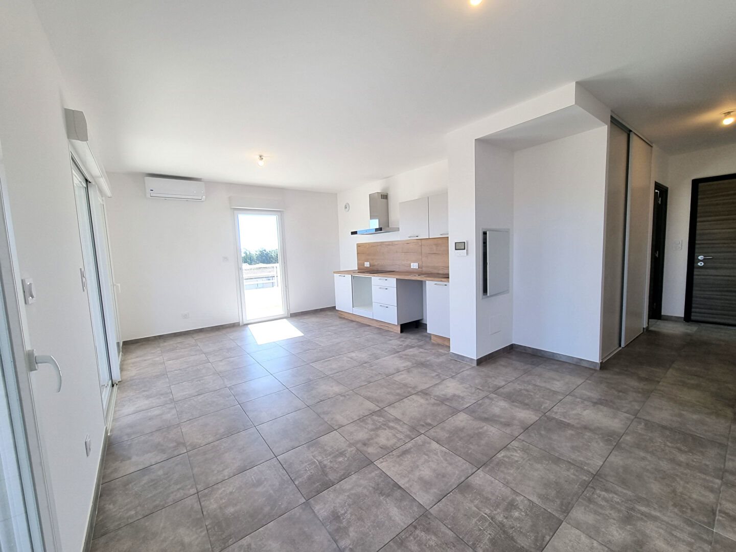 Appartement à louer, 66m², Lucciana
