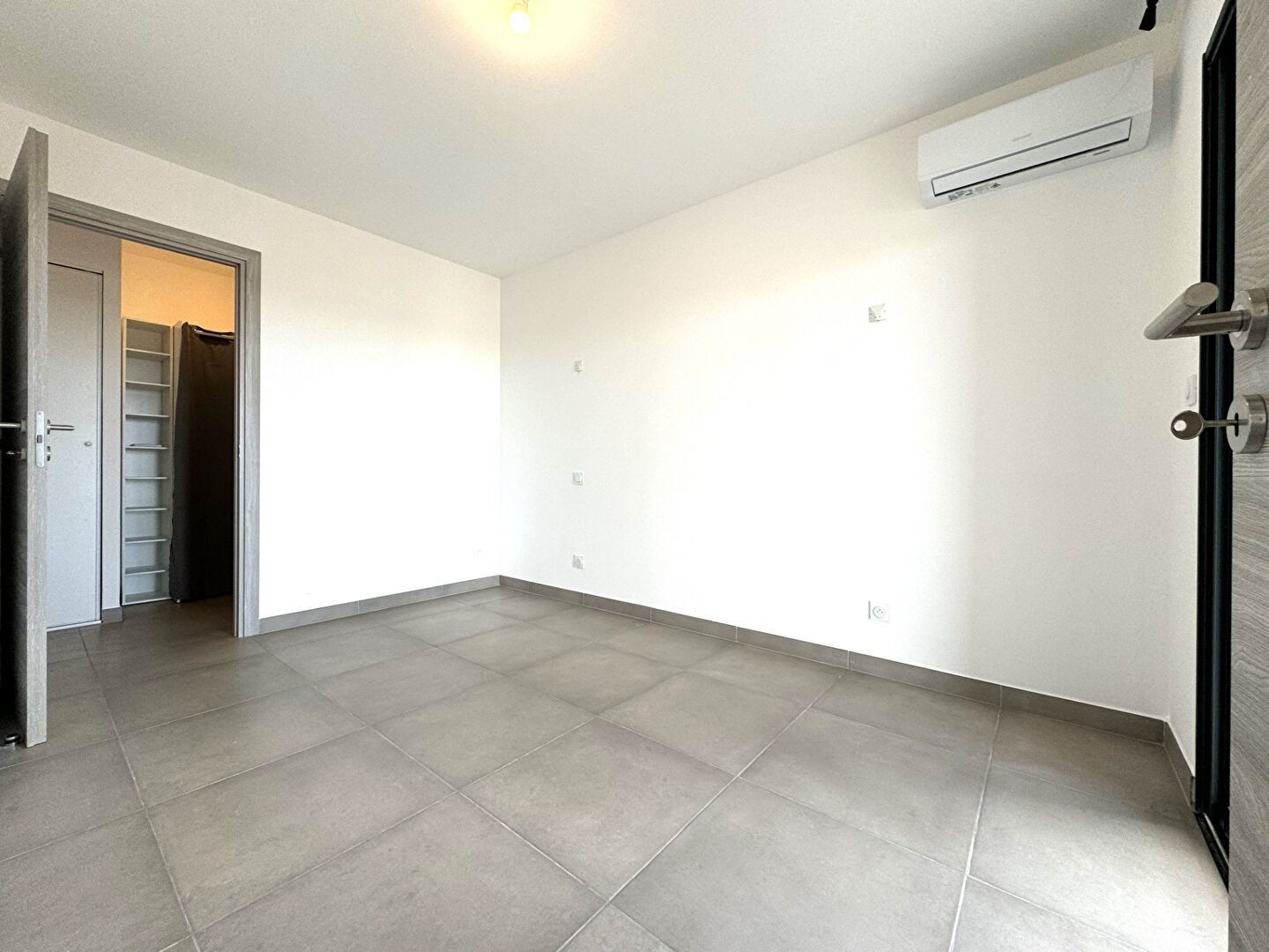 Appartement à louer, 42m², Venzolasca