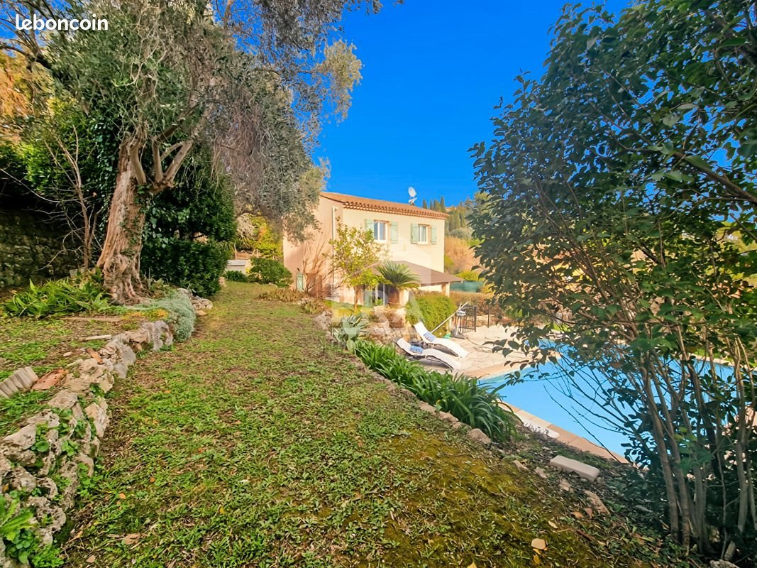 Maison à vendre, 106m², Grasse