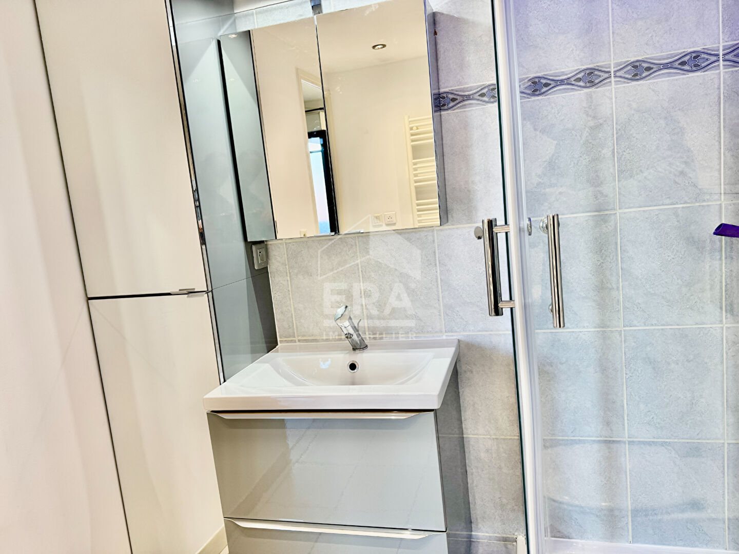 Appartement à louer, 33m², La Roquette-sur-Siagne