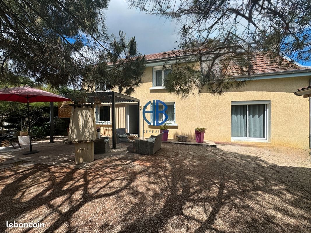 Maison à vendre, 109m², Saint-Baudille-de-la-Tour