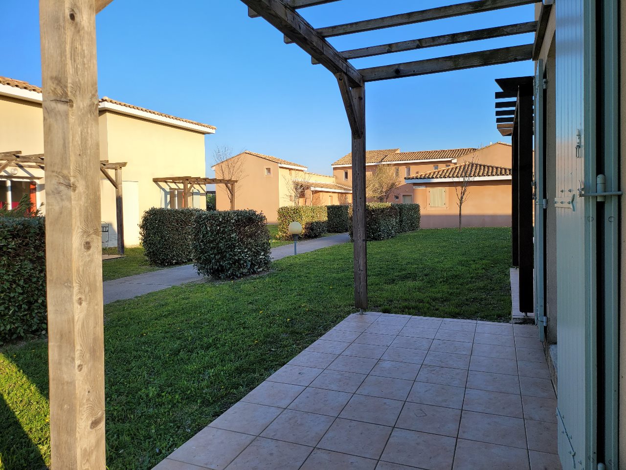 Appartement à louer, 27m², Saint-Saturnin-lès-Avignon