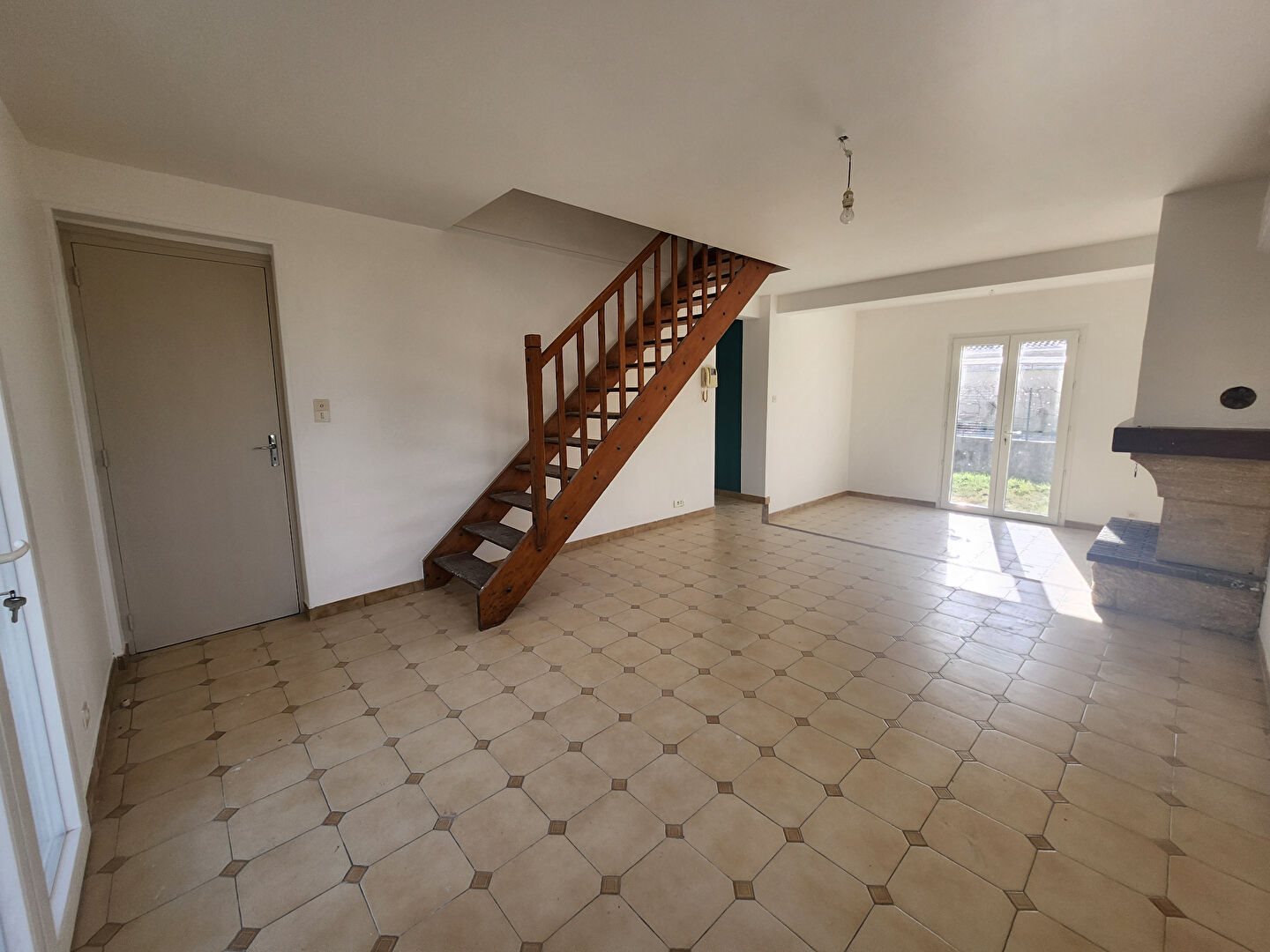 Maison à louer, 103m², Morières-lès-Avignon