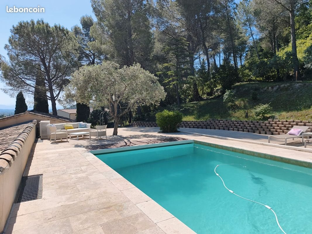 Maison à vendre, 327m², Saint-Saturnin-lès-Avignon