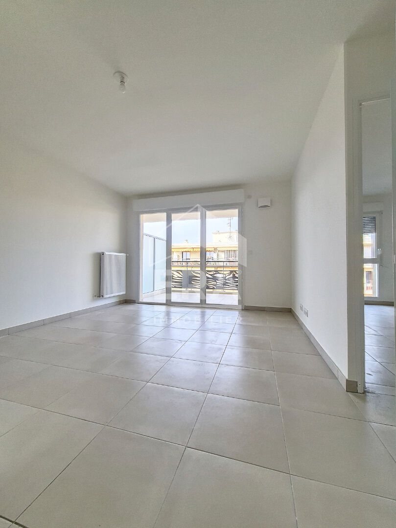 Appartement à louer, 42m², Saint-Laurent-du-Var