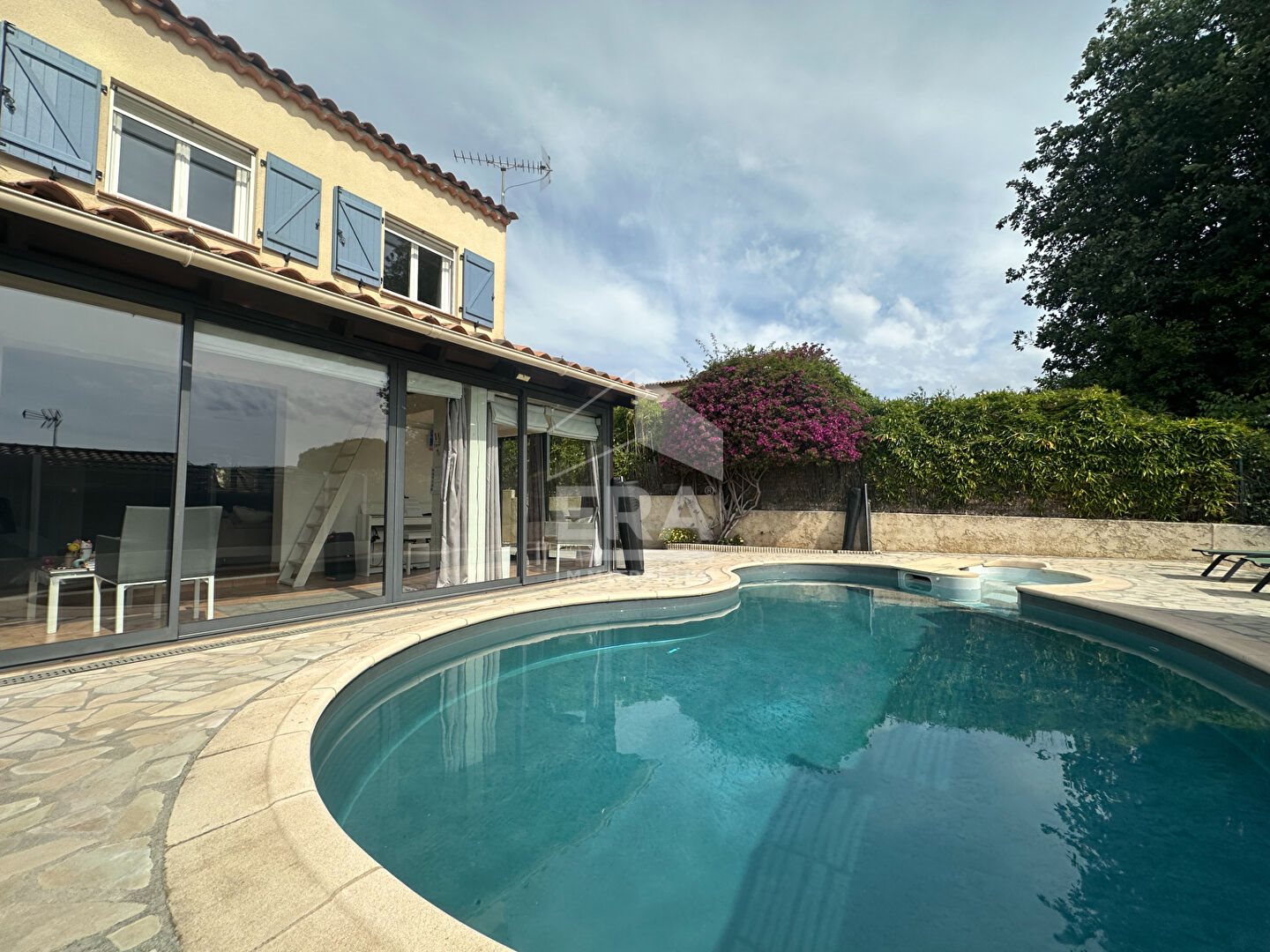 Maison à vendre, 100m², Cagnes-sur-Mer