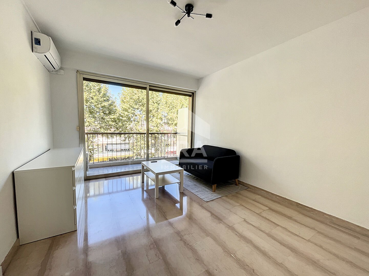 Appartement à louer, 30m², Cagnes-sur-Mer