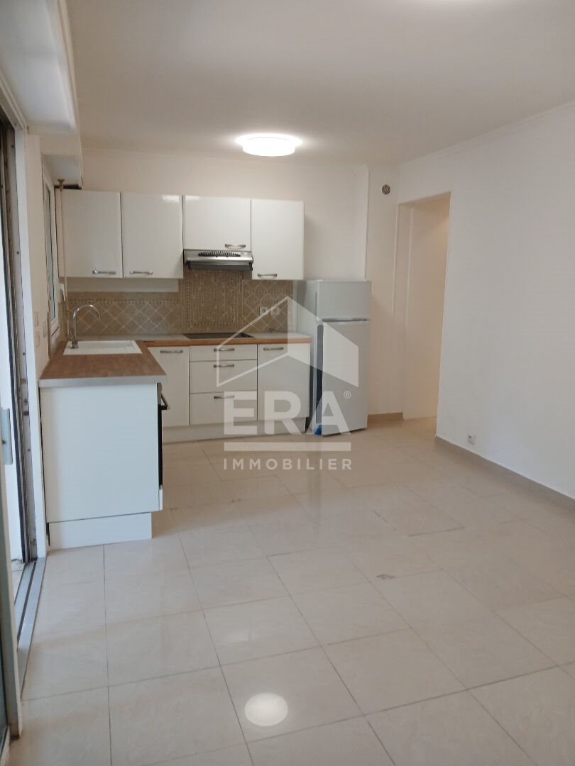 Appartement à louer, 30m², Saint-Laurent-du-Var