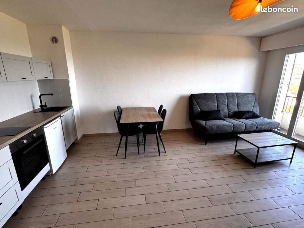 Appartement à louer, 29m², Grasse