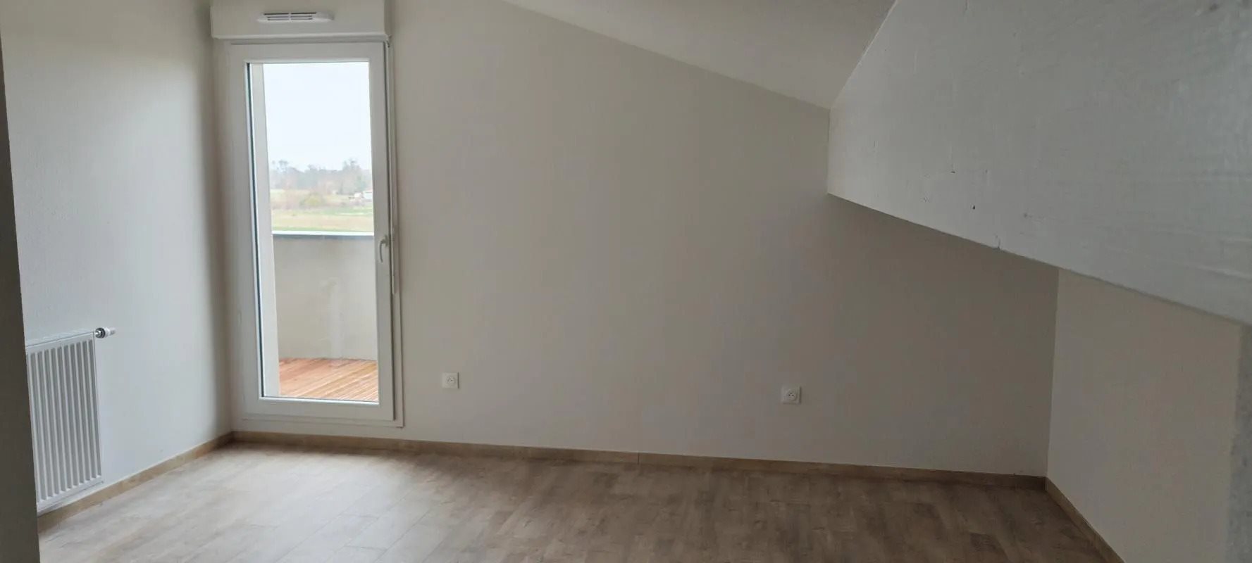 Appartement à louer, 60m², Lespinasse