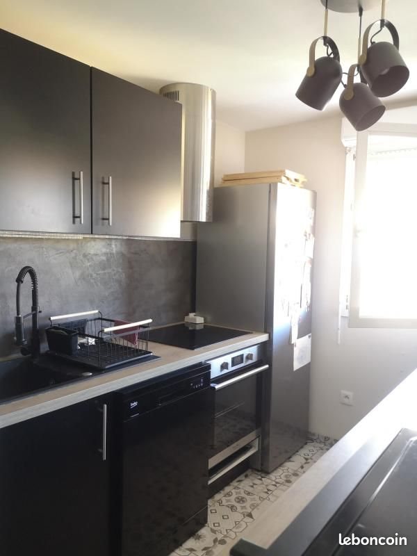 Appartement à louer, 74m², Castelginest