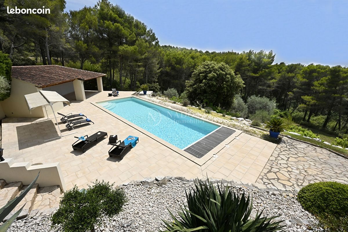 Maison à vendre, 240m², L'Isle-sur-la-Sorgue