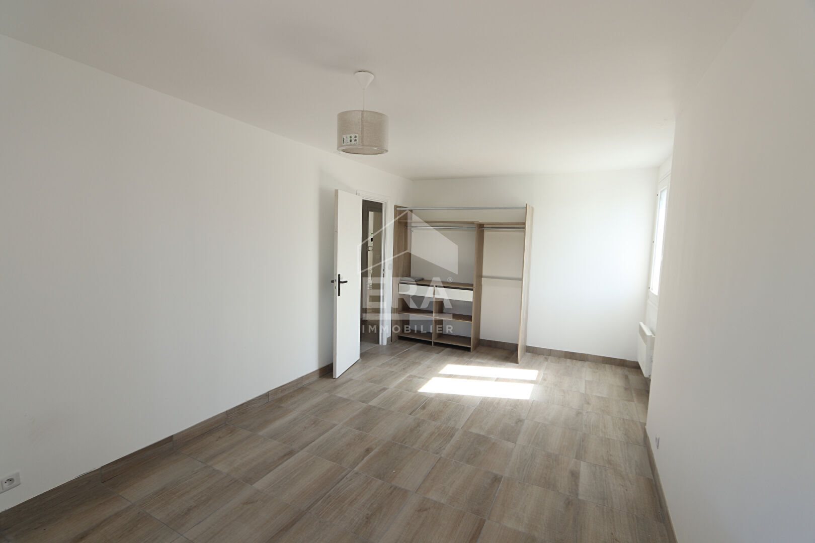 Appartement à louer, 45m², Saint-Jean-de-la-Ruelle